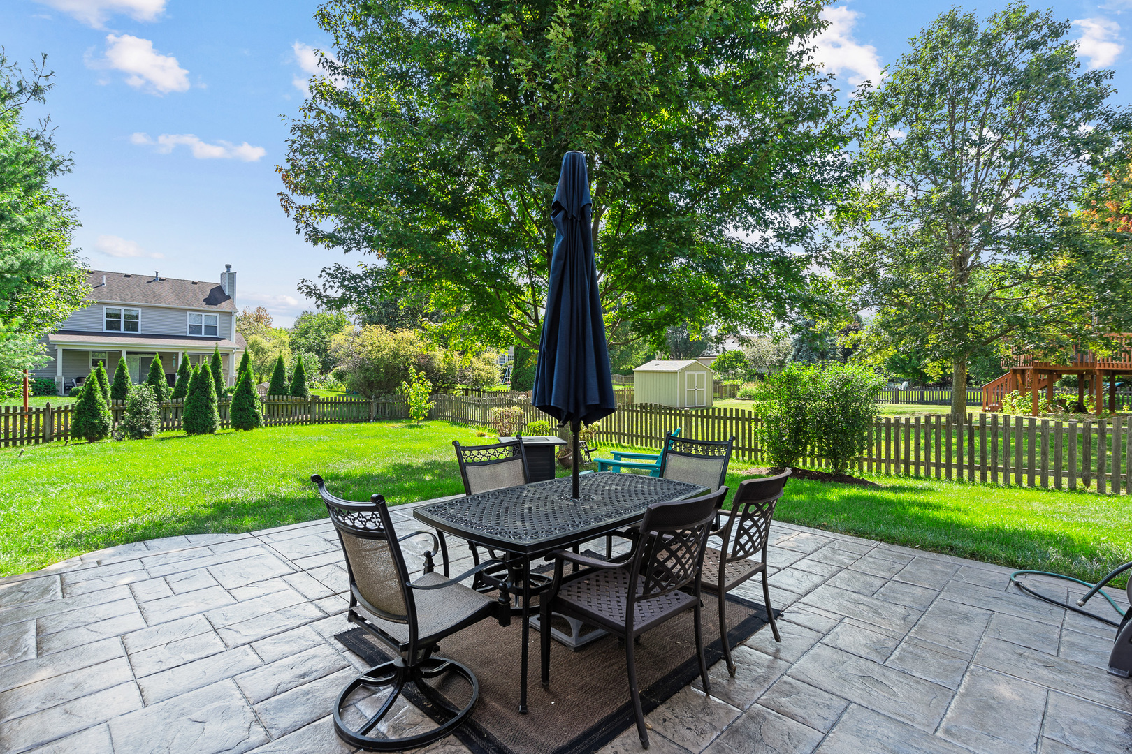2658 Bauer Road, North Aurora, IL 60542