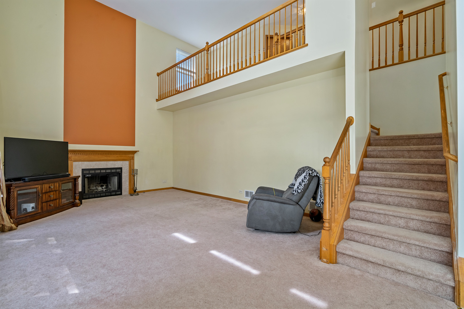 2658 Bauer Road, North Aurora, IL 60542