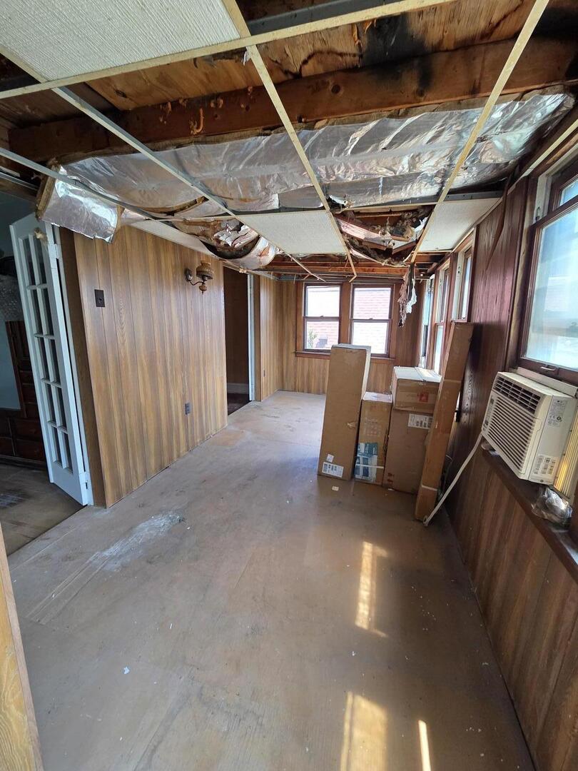 5071 W Pensacola Avenue, Chicago, IL 60641