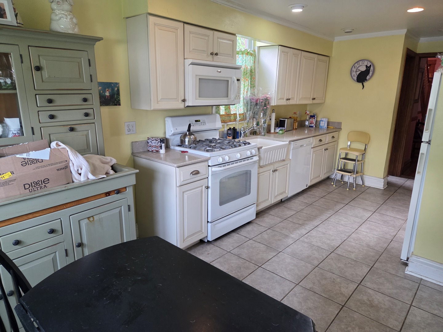5071 W Pensacola Avenue, Chicago, IL 60641