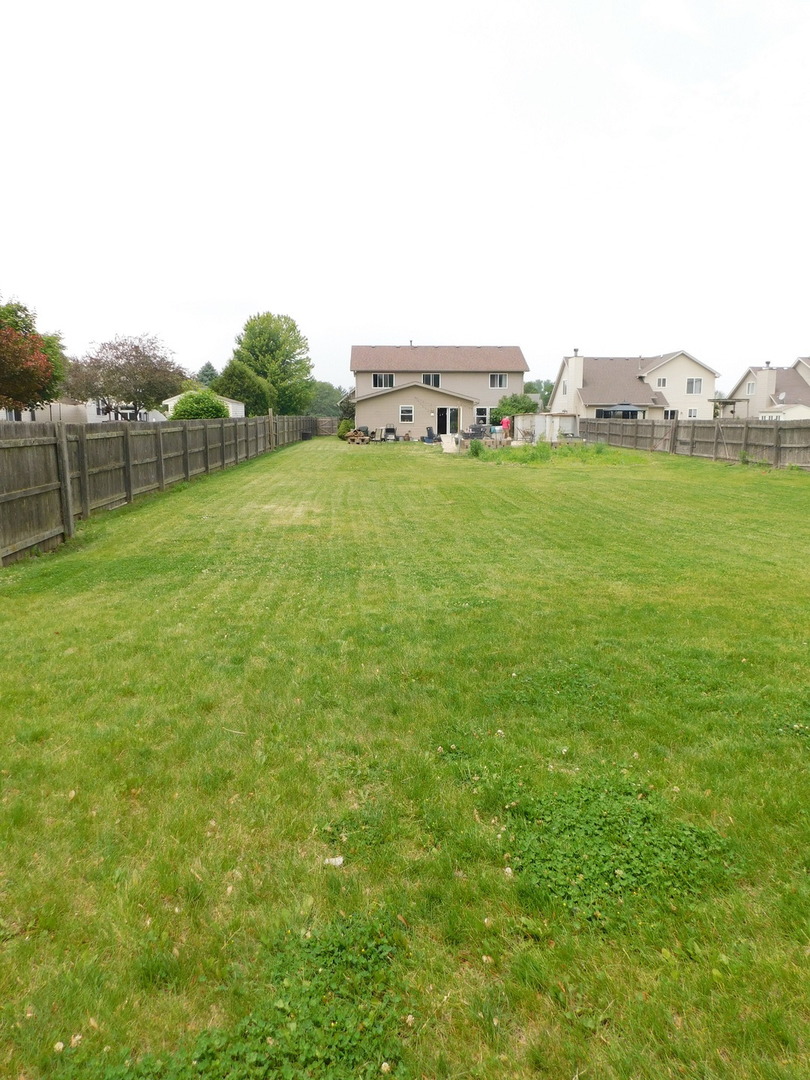 1064 N 129th Infantry Drive, Joliet, IL 60435