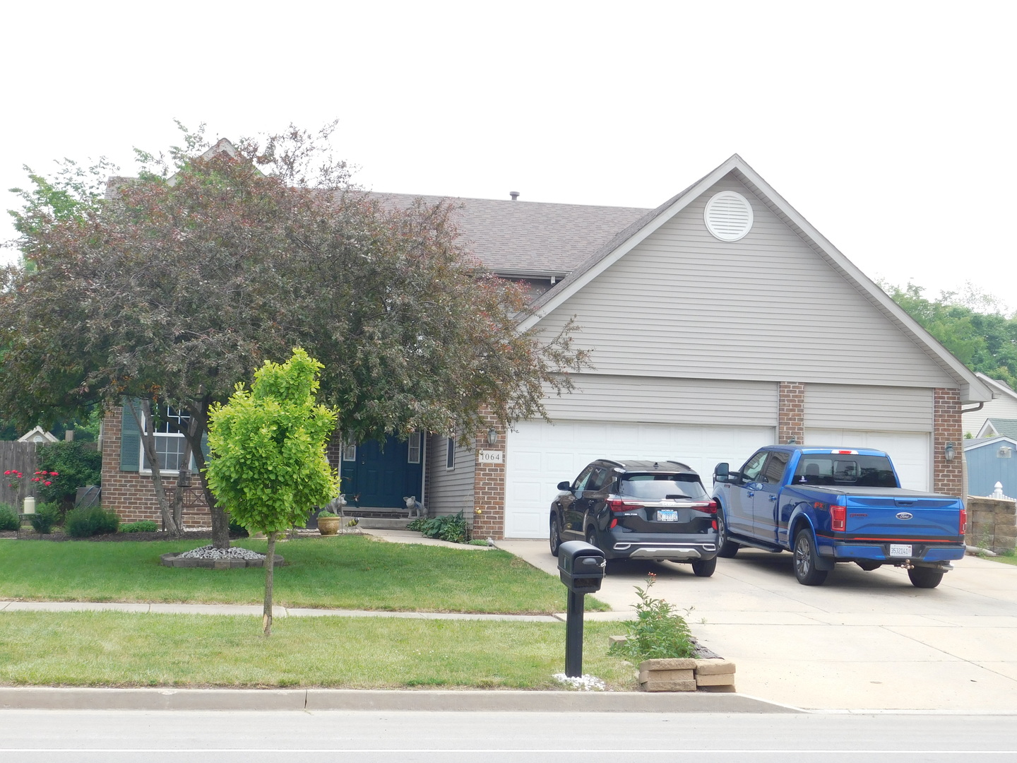 1064 N 129th Infantry Drive, Joliet, IL 60435