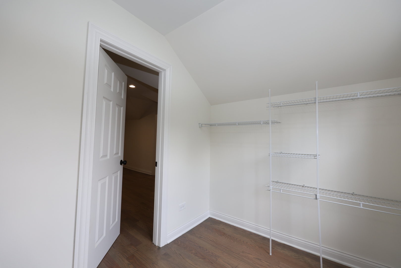11173 S Hermosa Avenue, Chicago, IL 60643