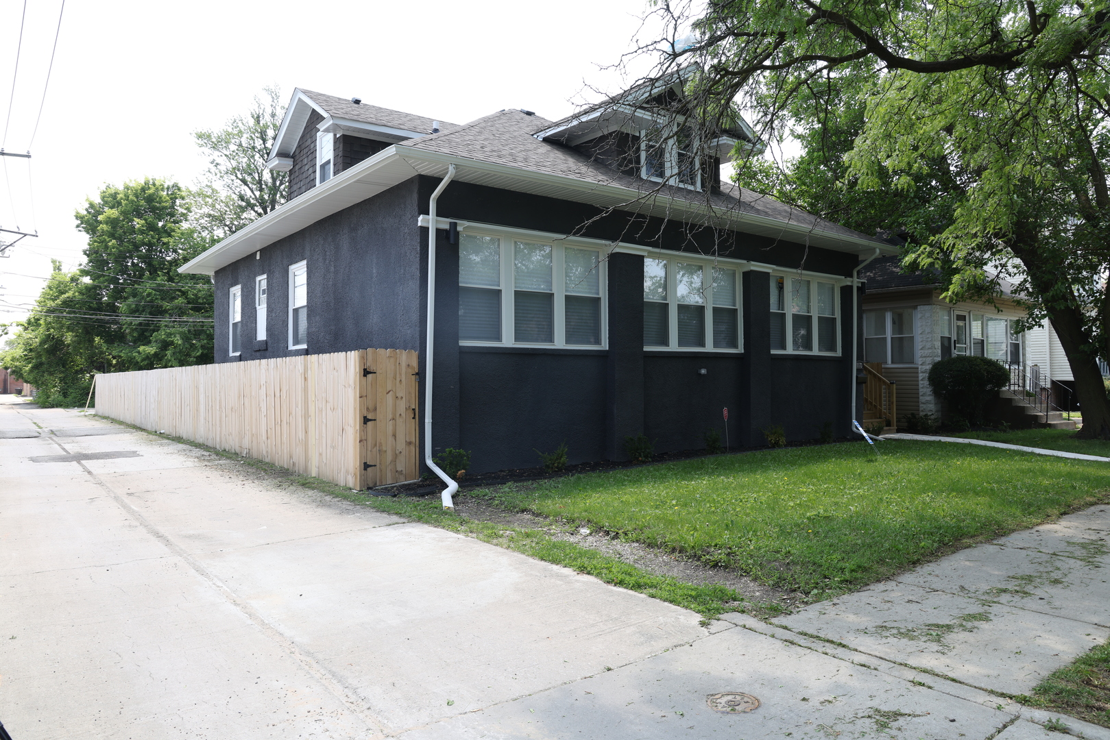 11173 S Hermosa Avenue, Chicago, IL 60643