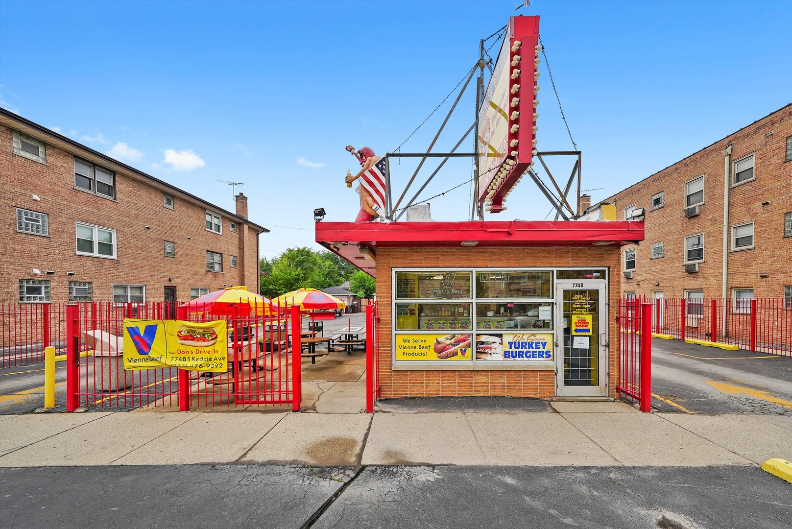 7748 S Kedzie Avenue, Chicago, IL 60652