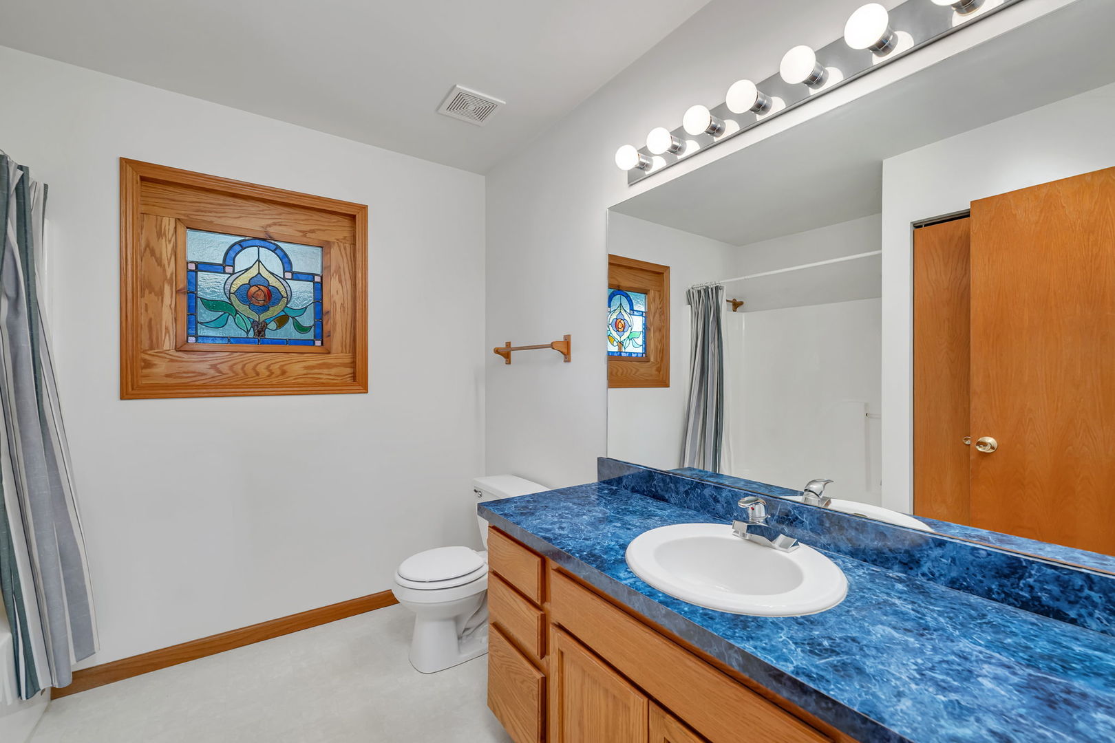 26437 W Deer Path, Channahon, IL 60410
