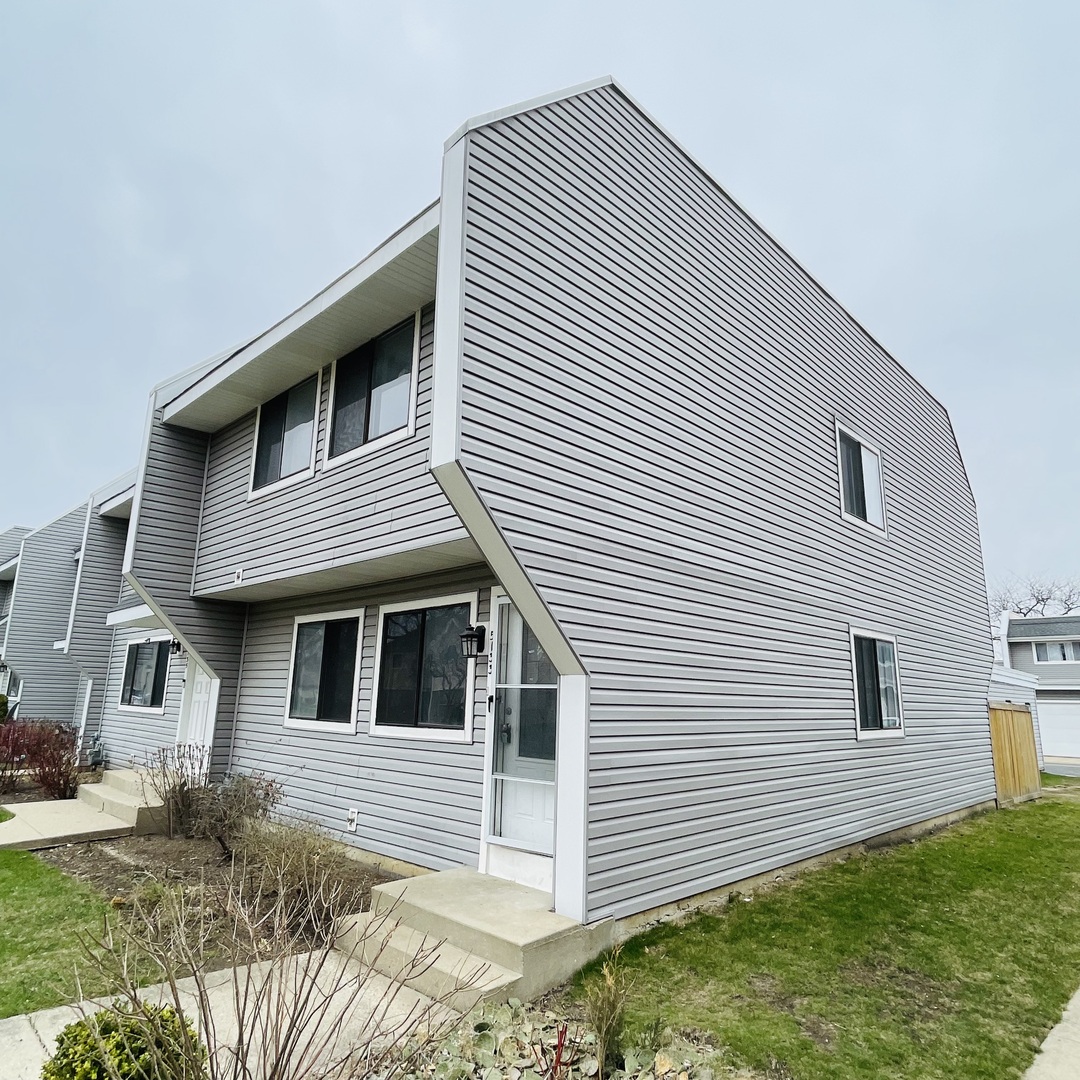 5133 CAROL Lane, Gurnee, IL 60031