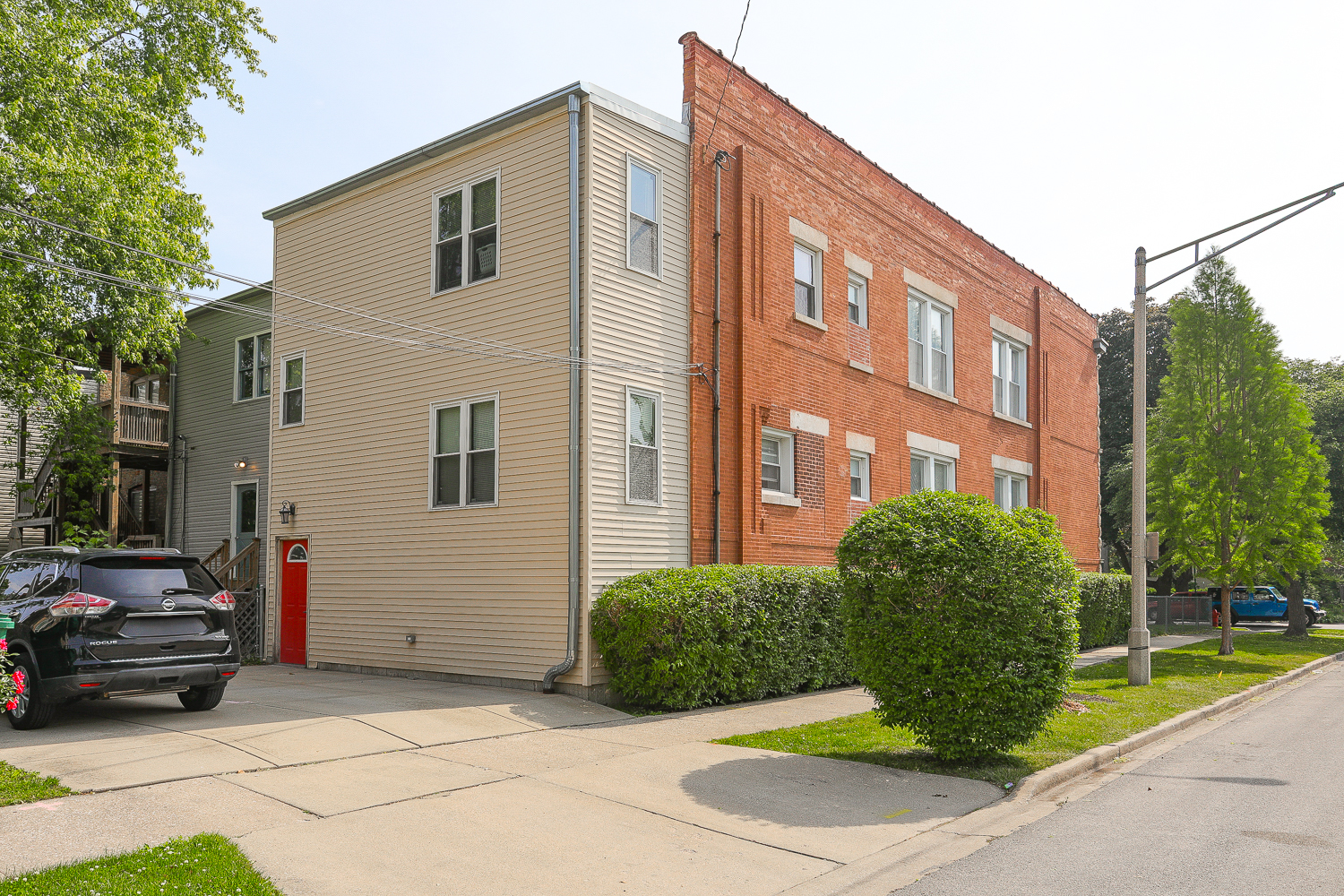 401 N Humphrey Avenue, Oak Park, IL 60302