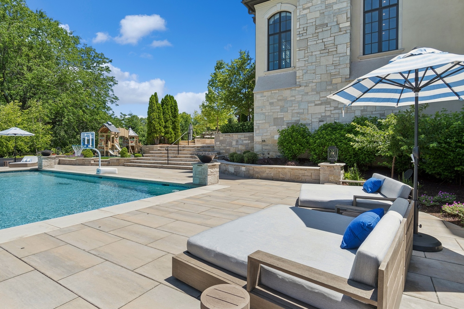 Naperville, IL 60564