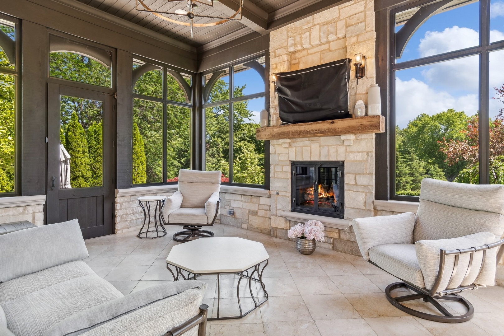 Naperville, IL 60564