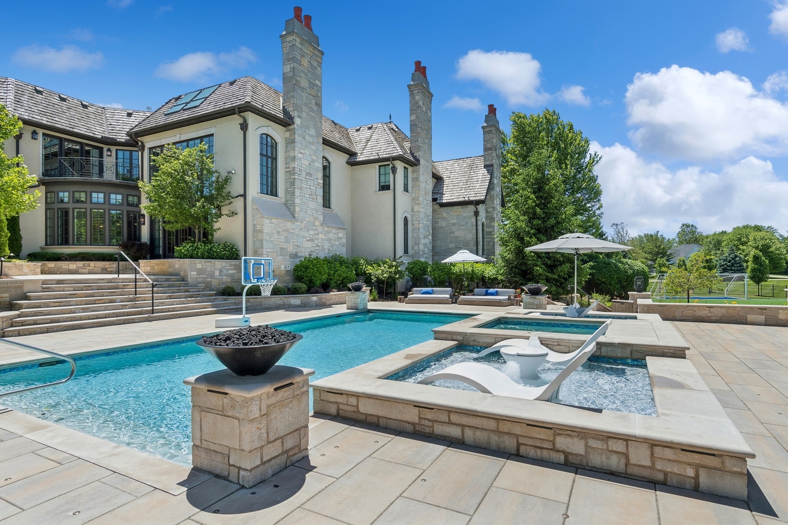 Naperville, IL 60564