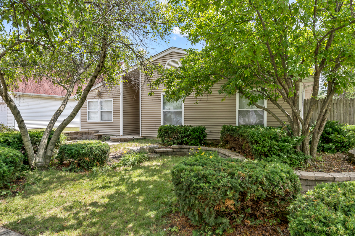 91 Rockledge Drive, Romeoville, IL 60446