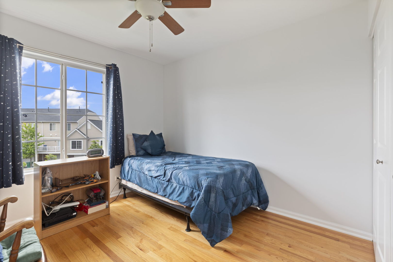 10325 KERRY RIDGE Court, Chicago Ridge, IL 60415