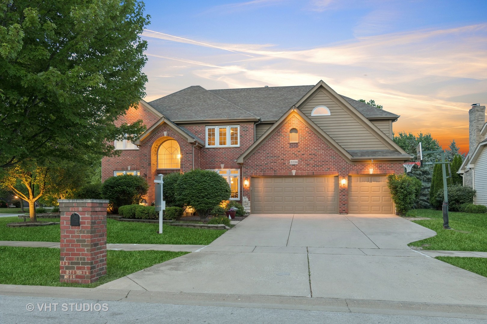 3136 Kewanee Lane, Naperville, IL 60564