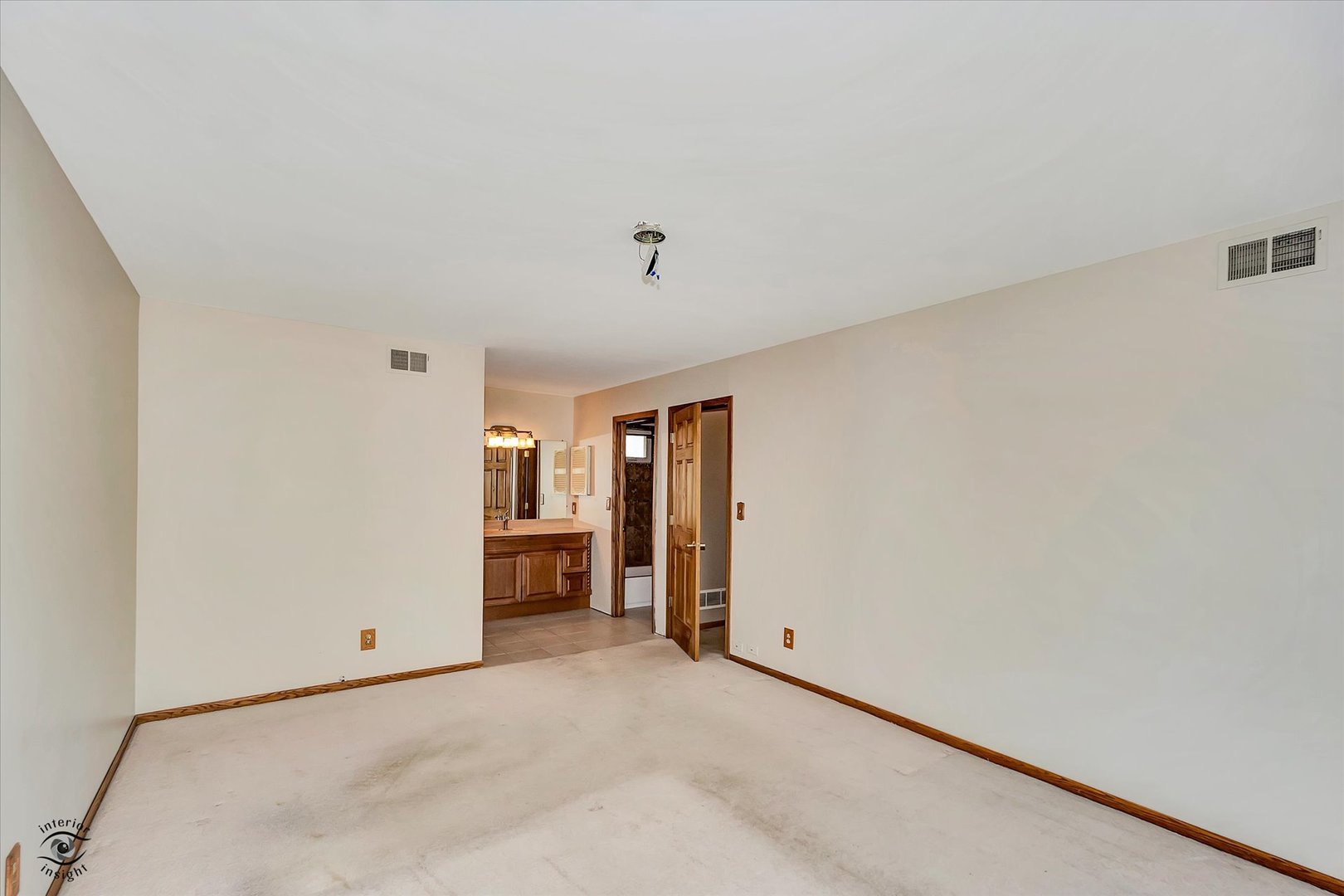 13706 W Cedarbend Drive, Homer Glen, IL 60491