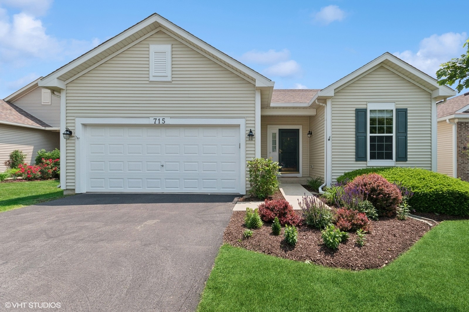 715 S Wellston Lane, Romeoville, IL 60446