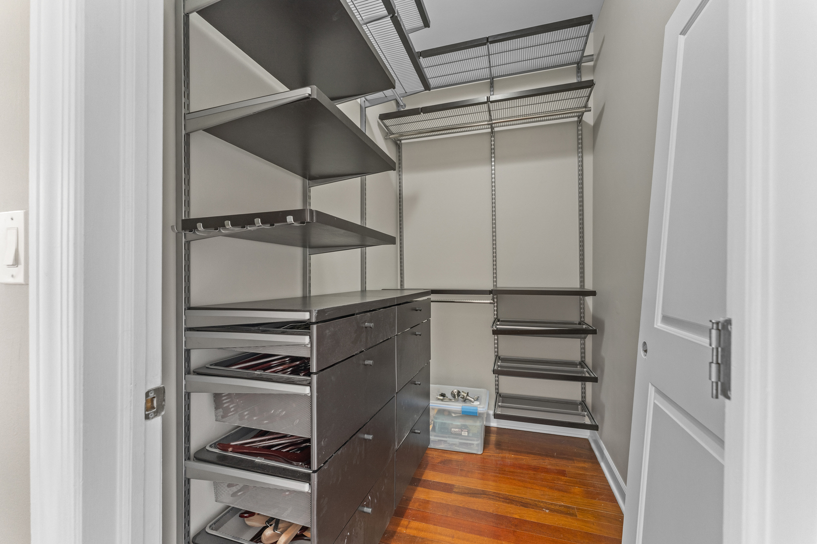 4231 N Kedzie Avenue #3E, Chicago, IL 60618