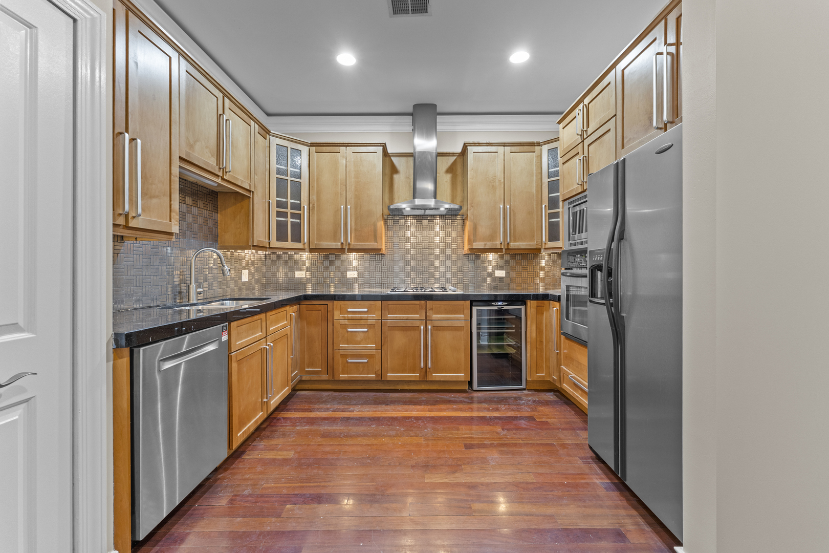 4231 N Kedzie Avenue #3E, Chicago, IL 60618