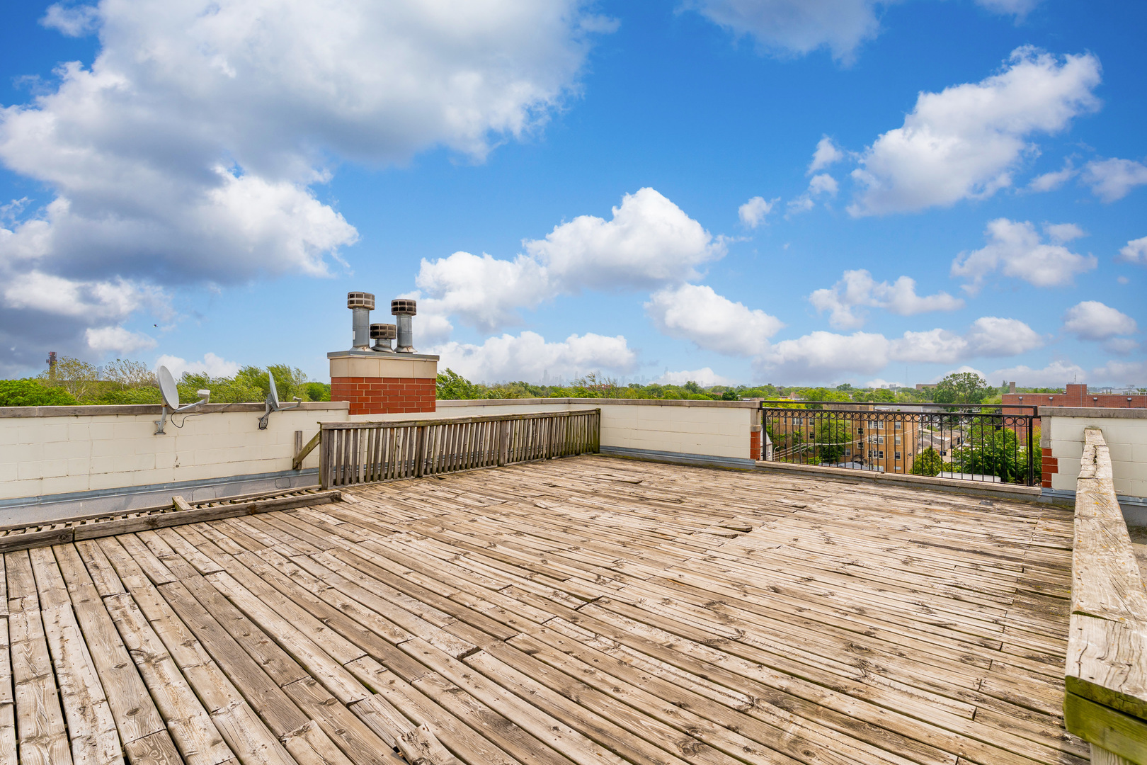 4231 N Kedzie Avenue #3E, Chicago, IL 60618