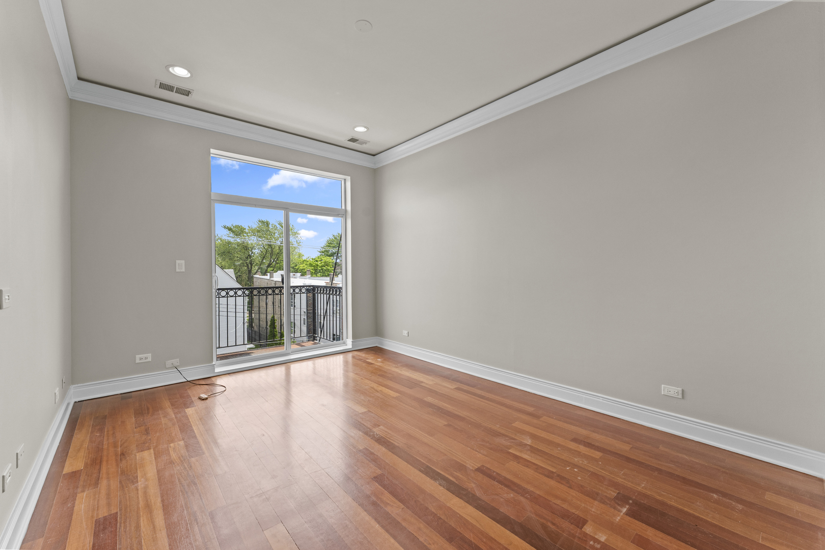 4231 N Kedzie Avenue #3E, Chicago, IL 60618