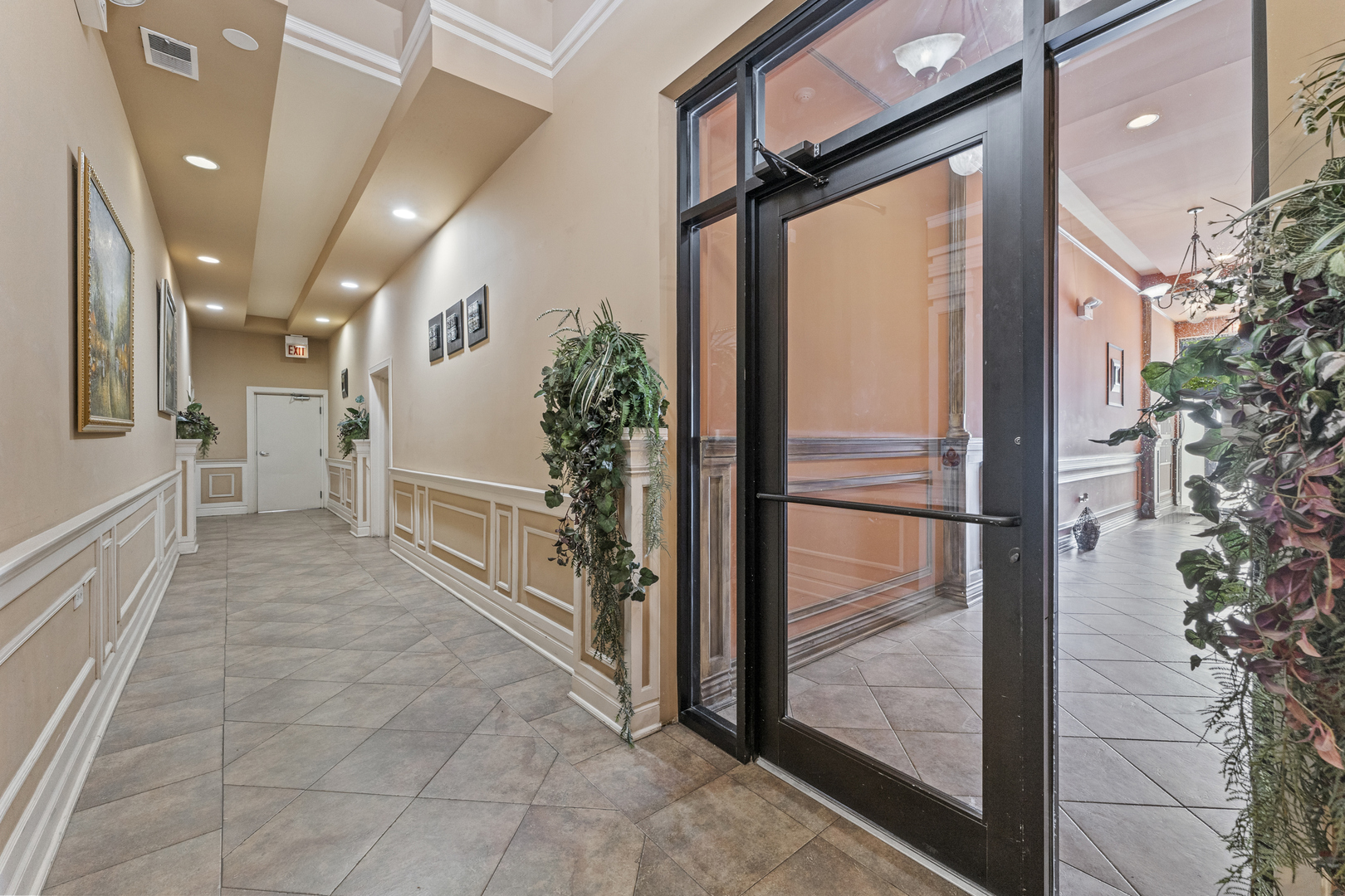 4231 N Kedzie Avenue #3E, Chicago, IL 60618