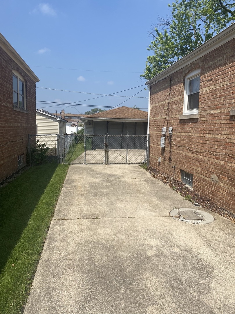 15320 Evers Street, Dolton, IL 60419