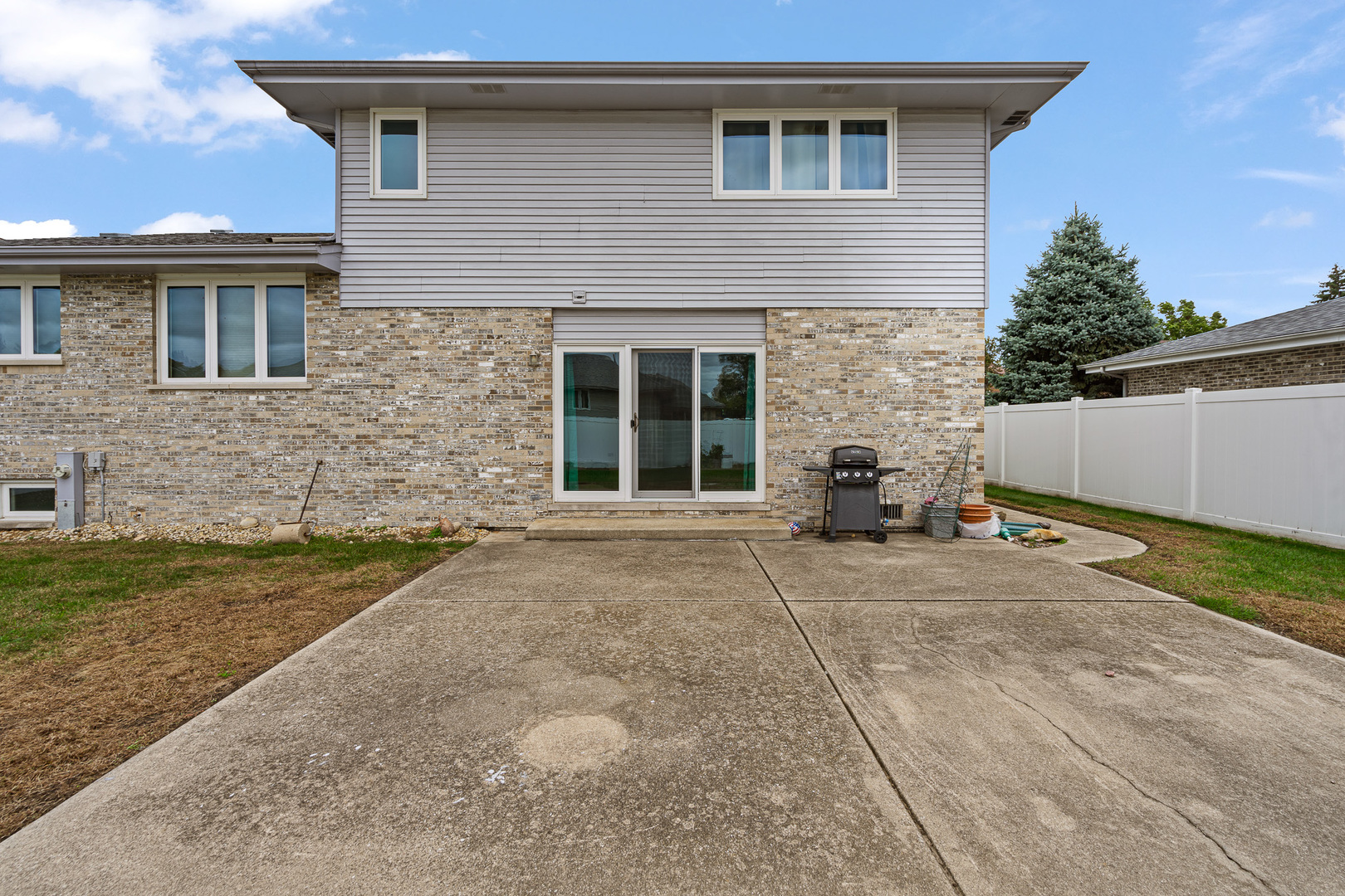 13412 Le Claire Avenue, Crestwood, IL 60418