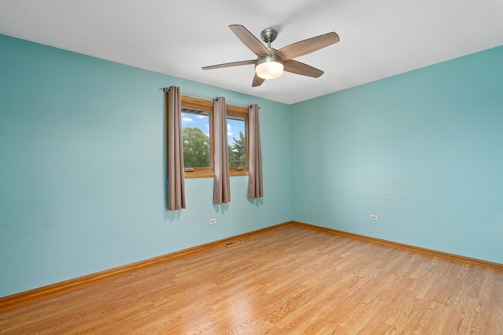 13412 Le Claire Avenue, Crestwood, IL 60418