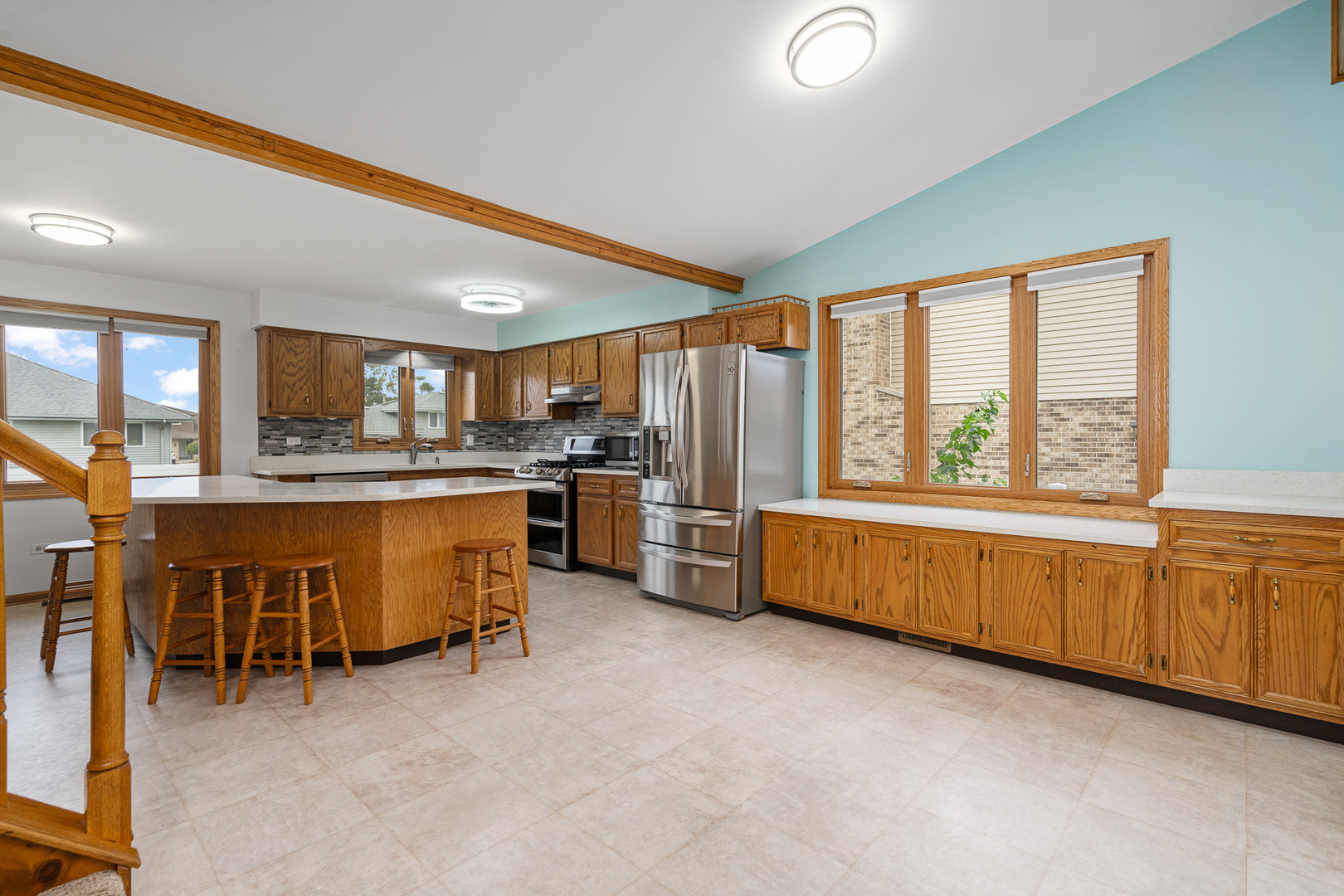 13412 Le Claire Avenue, Crestwood, IL 60418