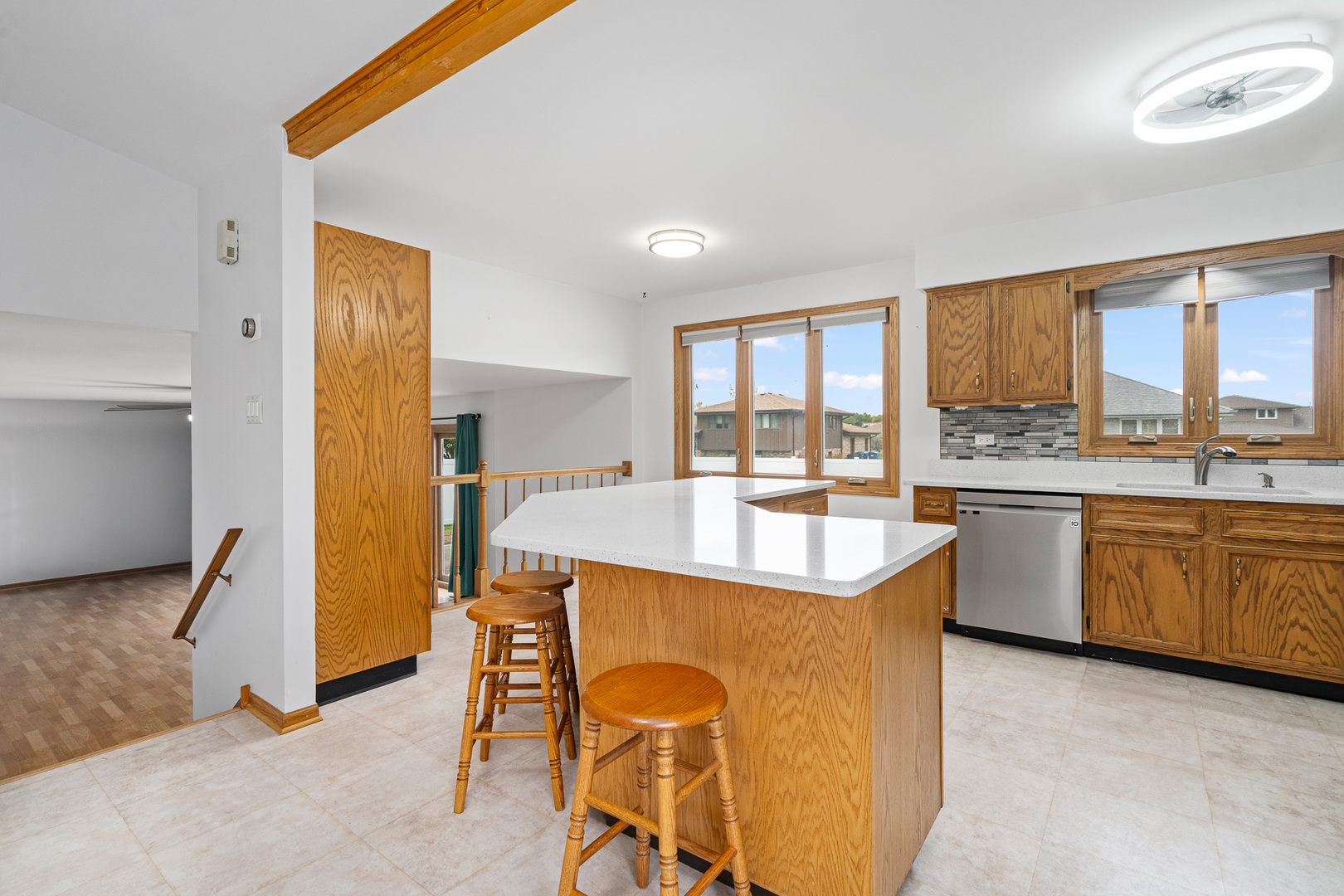 13412 Le Claire Avenue, Crestwood, IL 60418