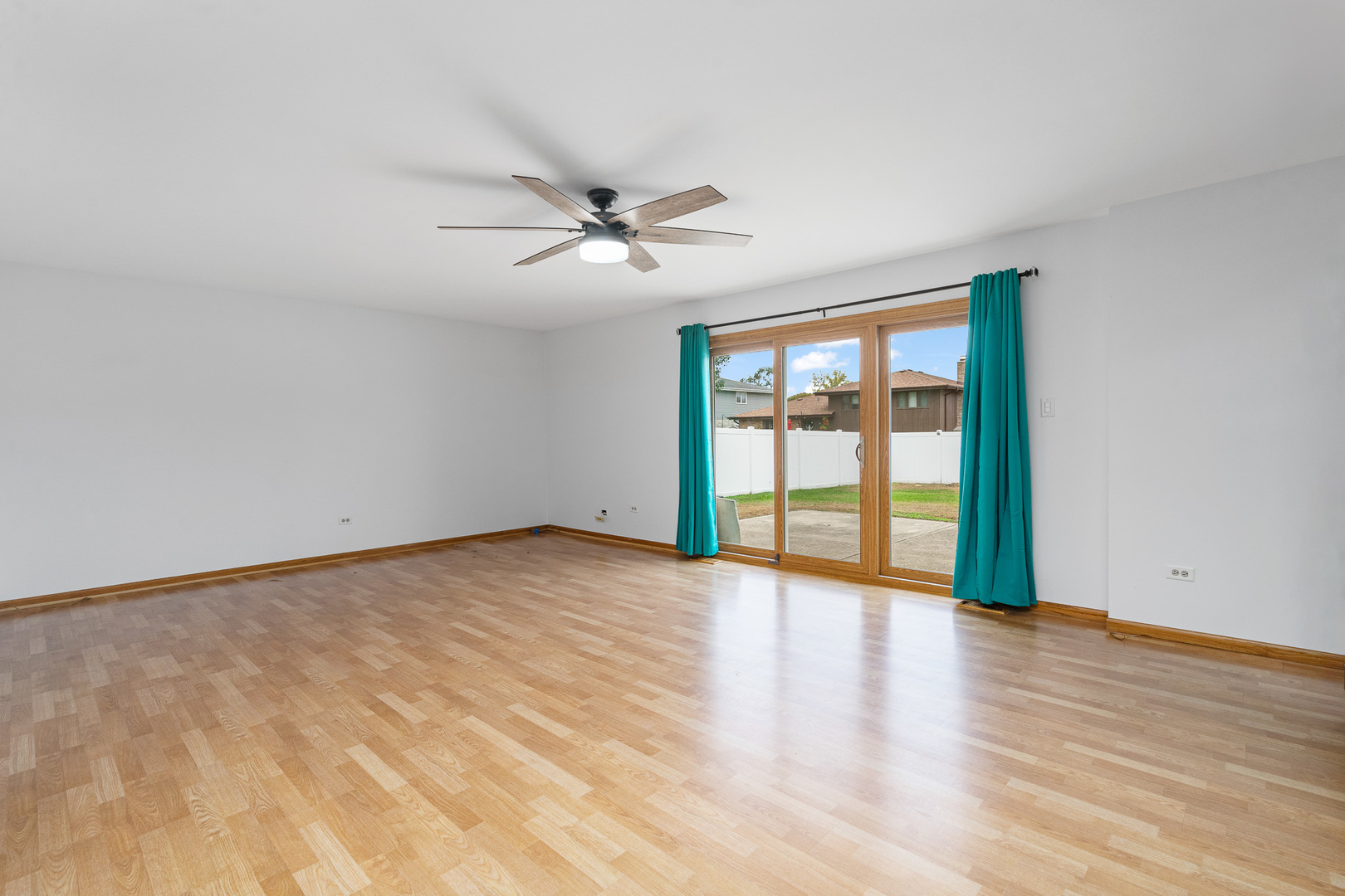 13412 Le Claire Avenue, Crestwood, IL 60418