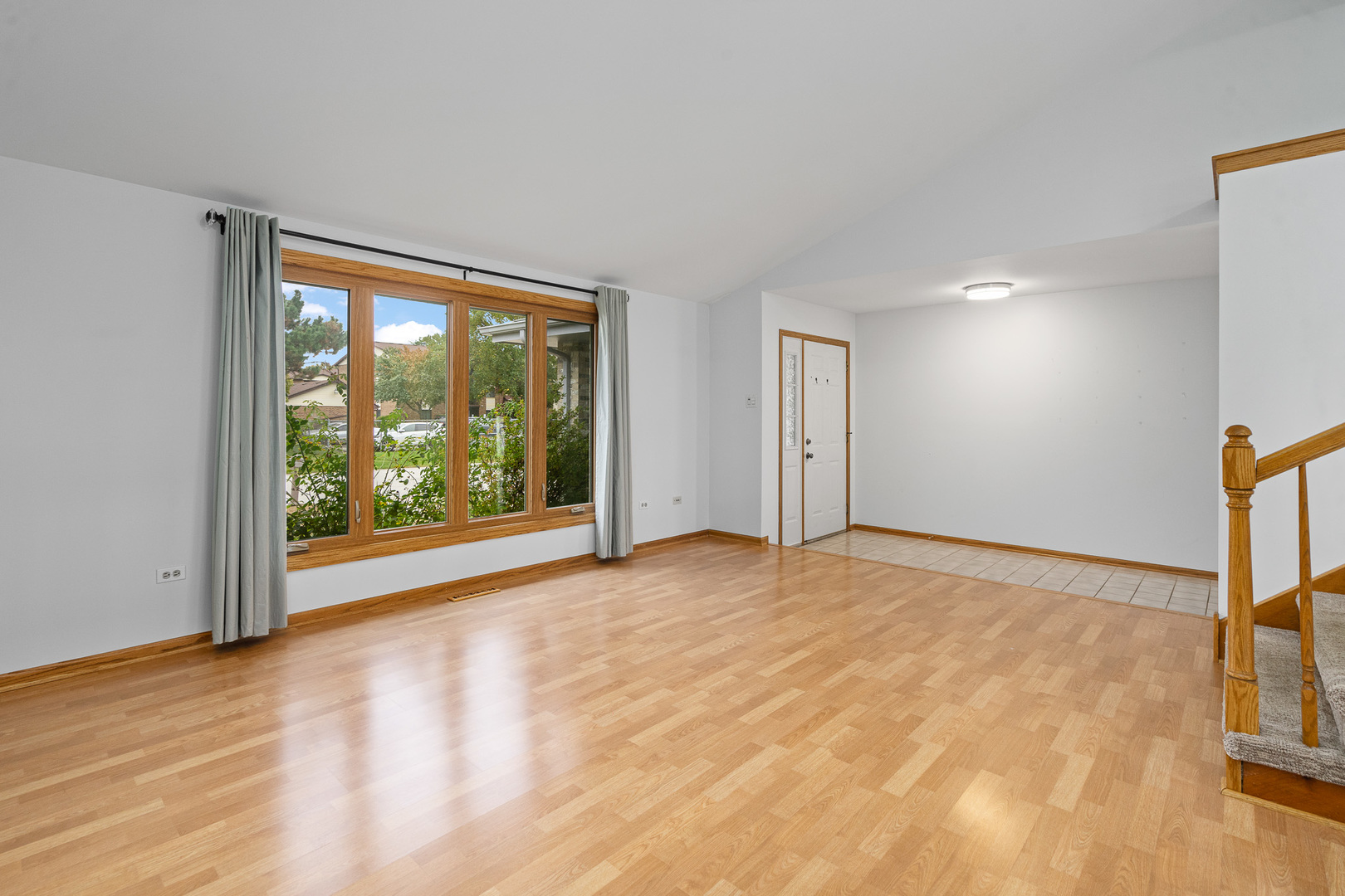 13412 Le Claire Avenue, Crestwood, IL 60418