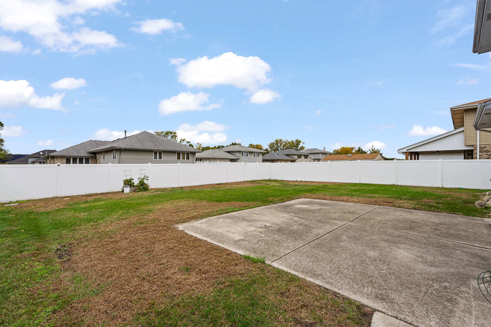 13412 Le Claire Avenue, Crestwood, IL 60418