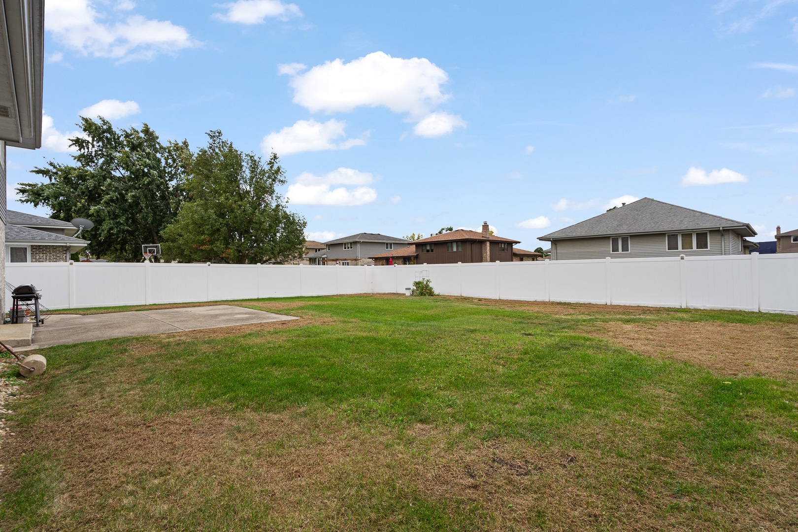 13412 Le Claire Avenue, Crestwood, IL 60418