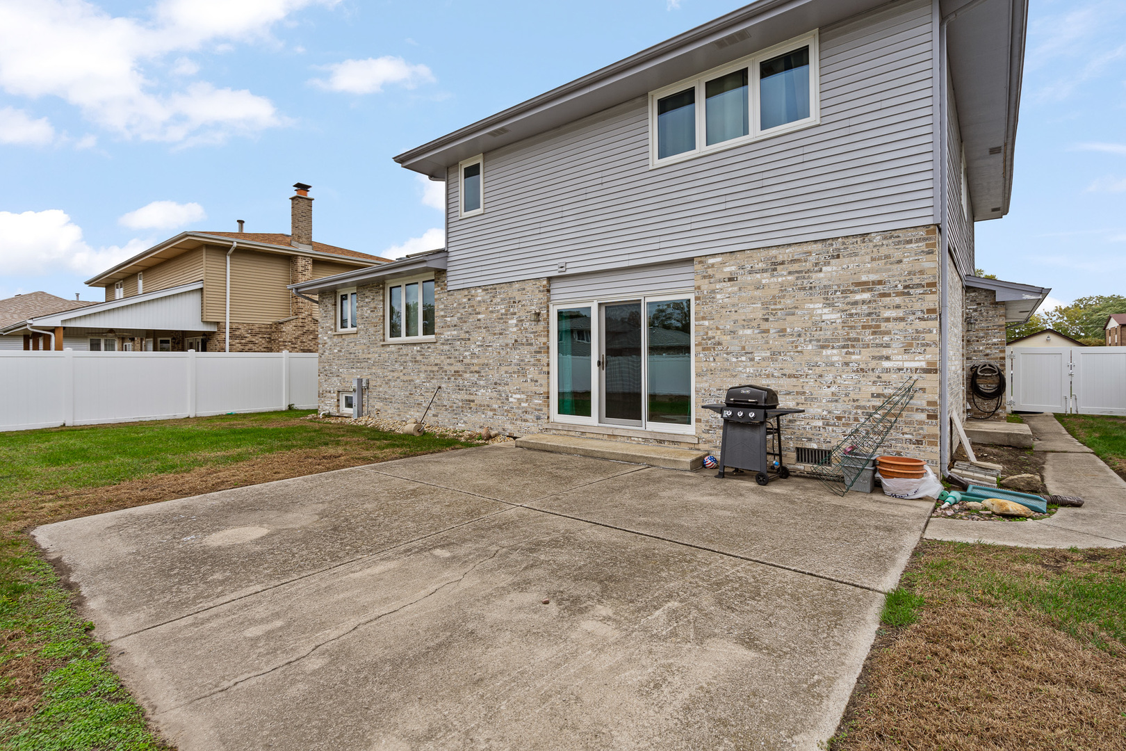 13412 Le Claire Avenue, Crestwood, IL 60418