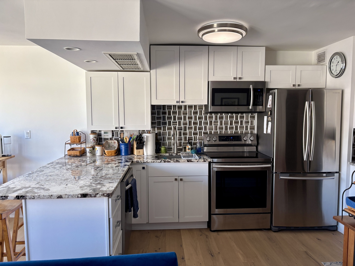 21 W Goethe Street #18D, Chicago, IL 60610