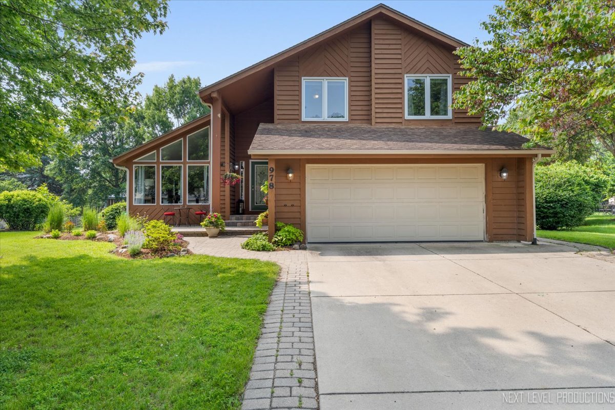 978 Merrimac Circle, Naperville, IL 60540