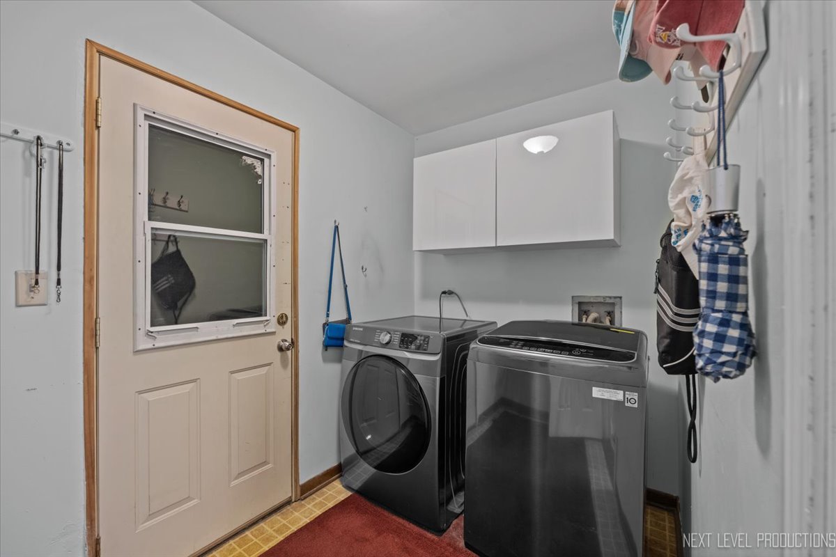 978 Merrimac Circle, Naperville, IL 60540