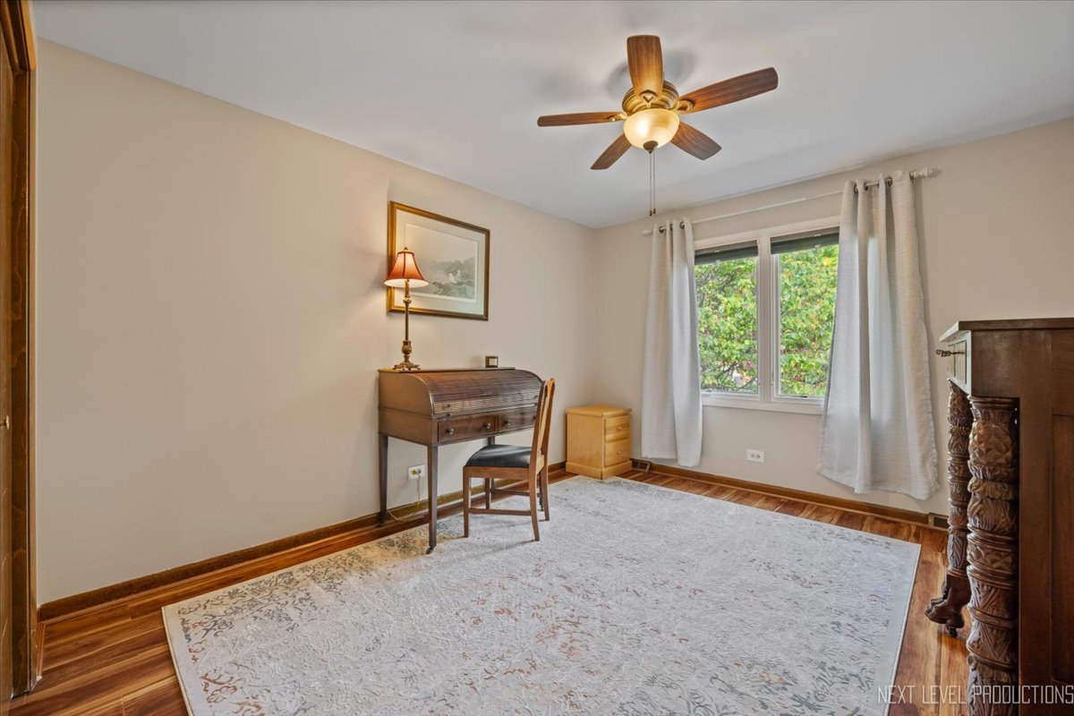 978 Merrimac Circle, Naperville, IL 60540