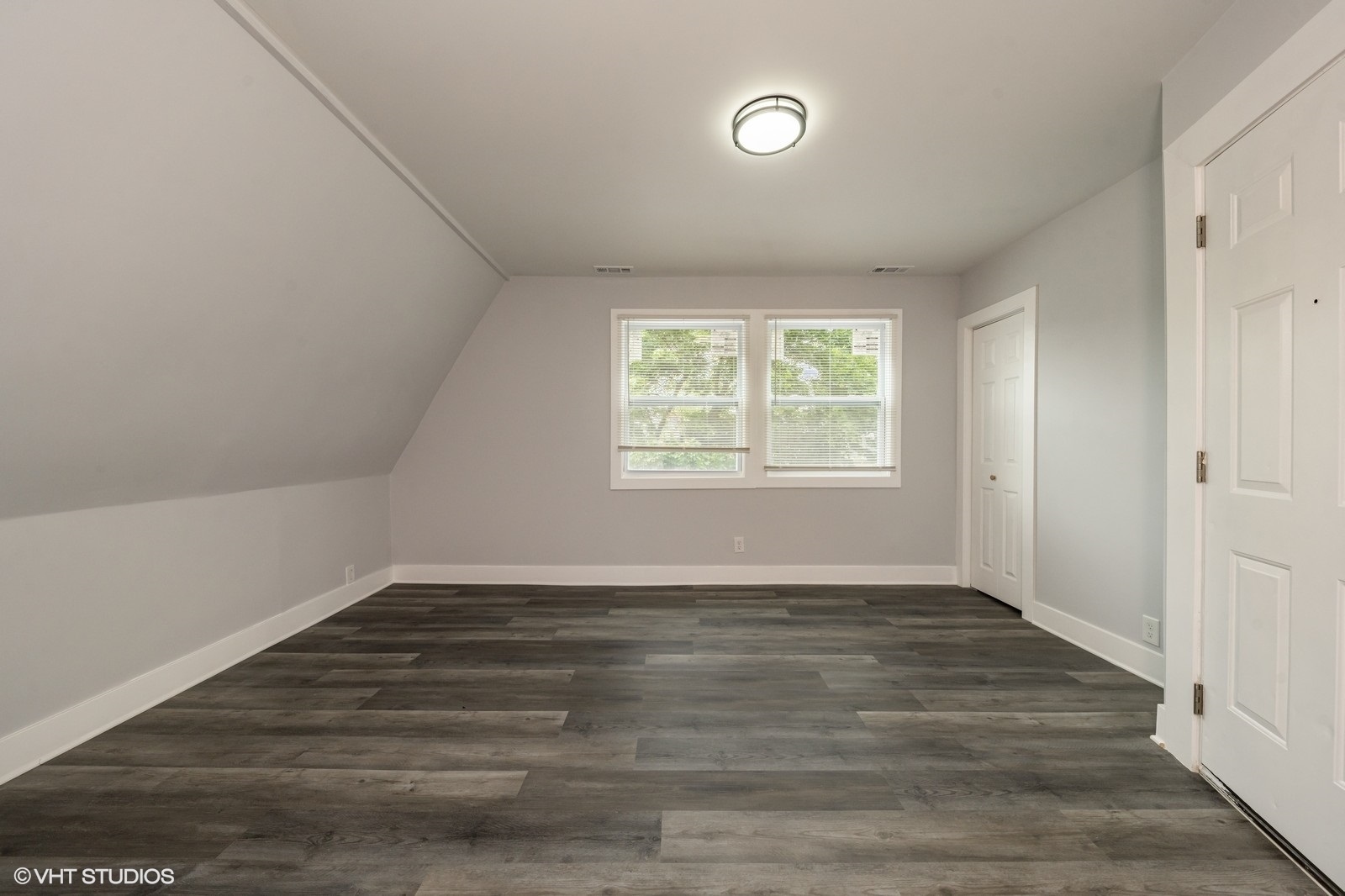 7127 S Oakley Avenue, Chicago, IL 60636