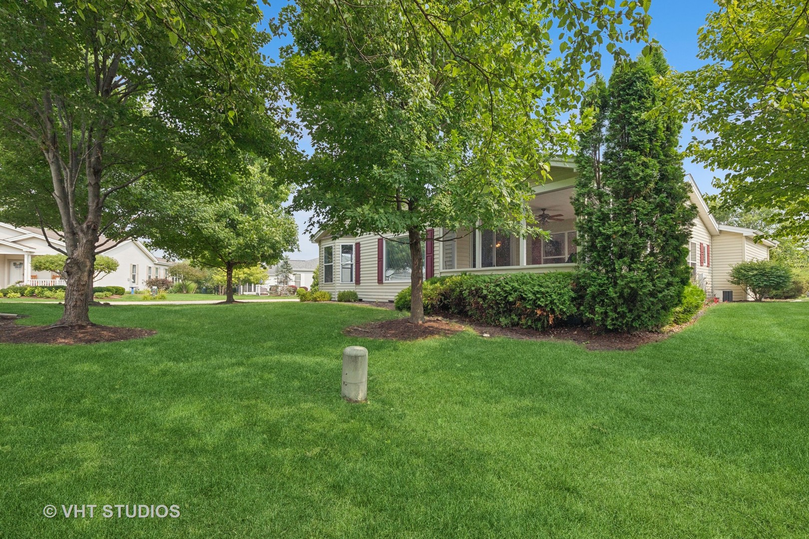 50 Rocking Horse Lane, Grayslake, IL 60030