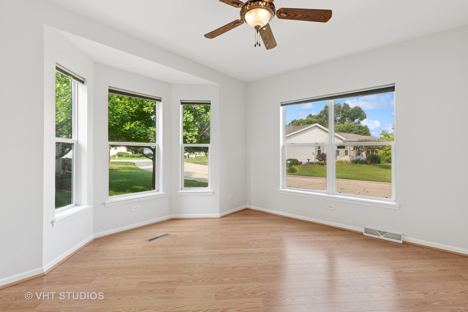 50 Rocking Horse Lane, Grayslake, IL 60030