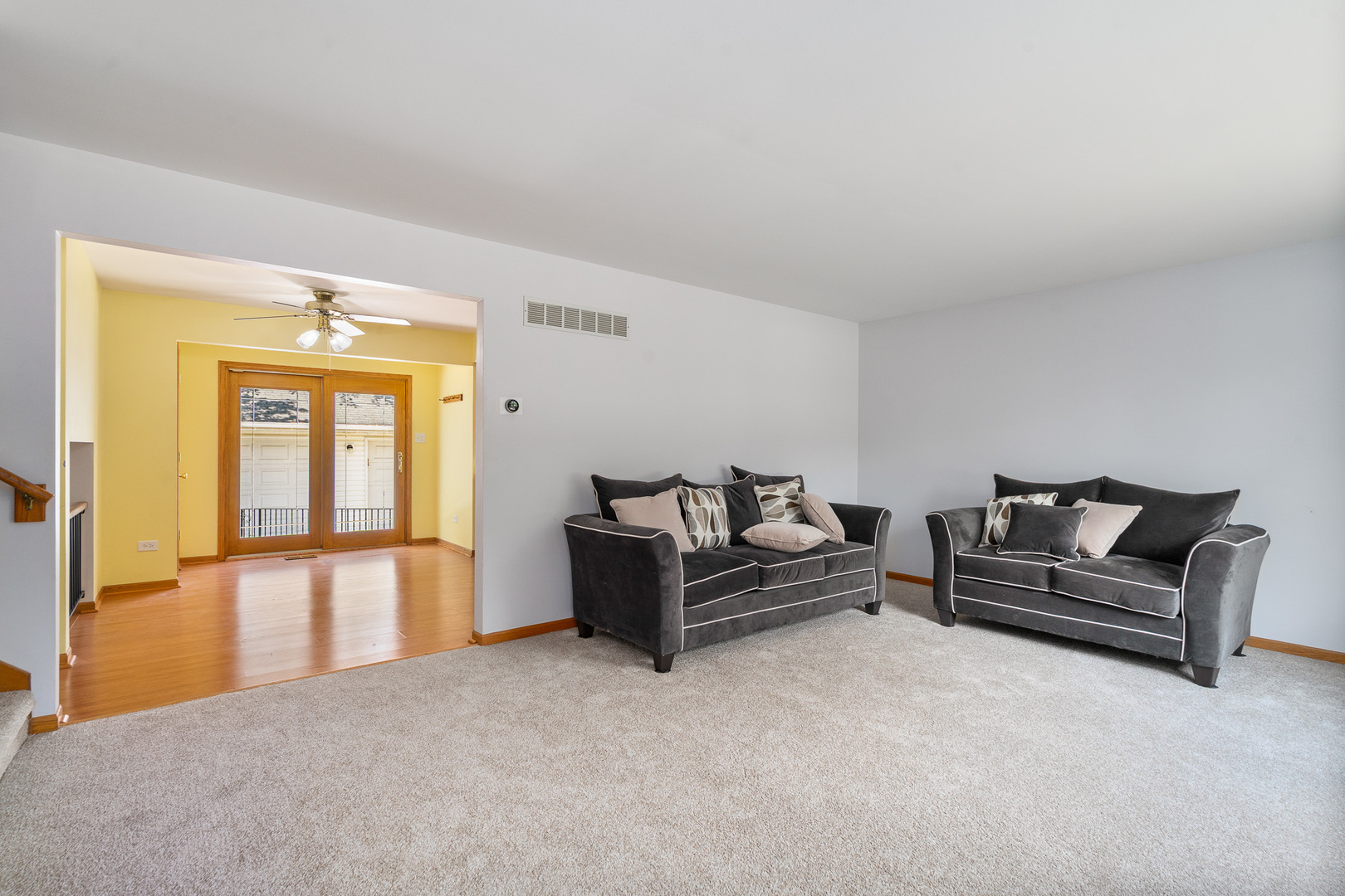 371 Whiteside Drive, Joliet, IL 60435