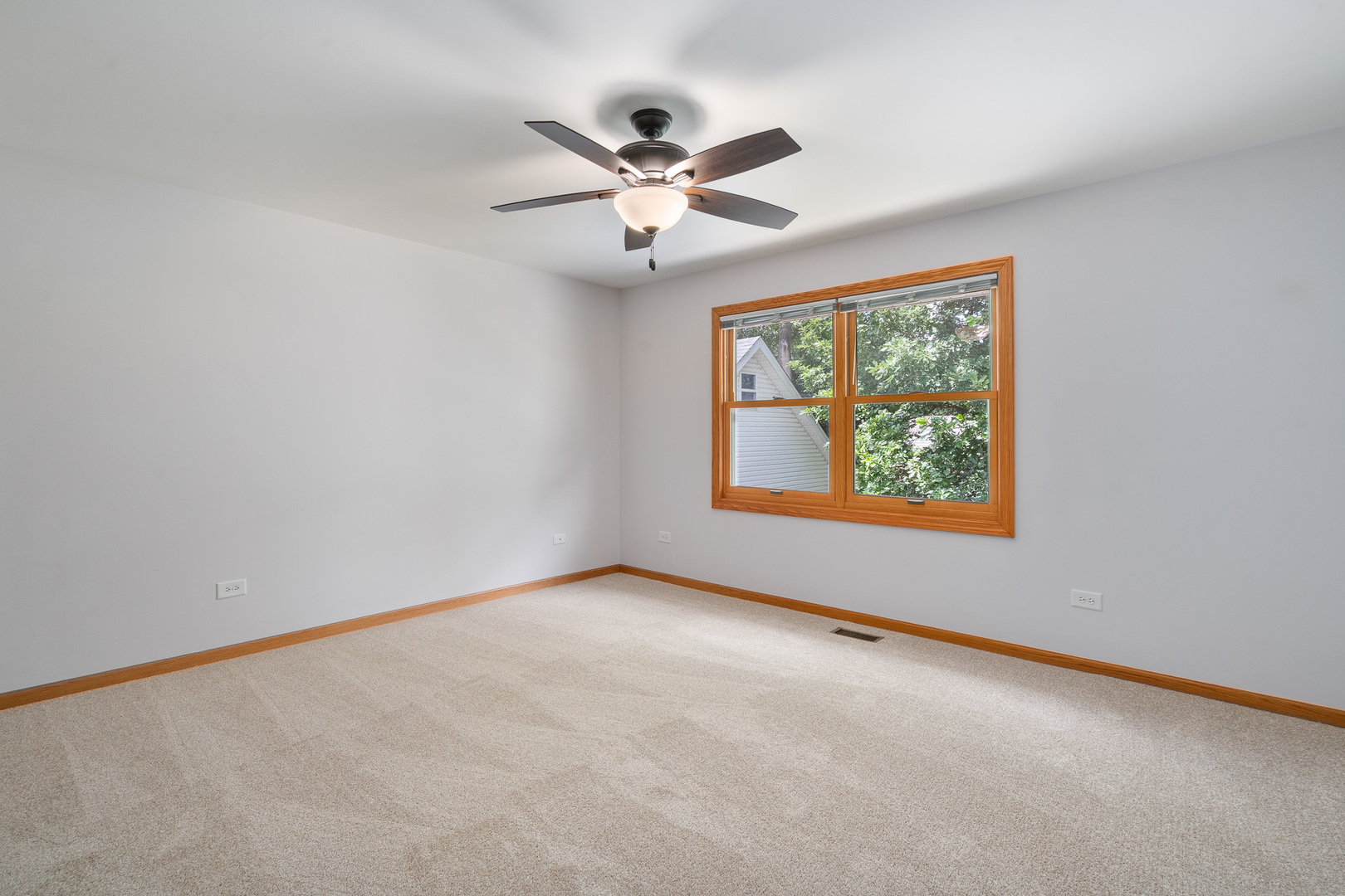 371 Whiteside Drive, Joliet, IL 60435