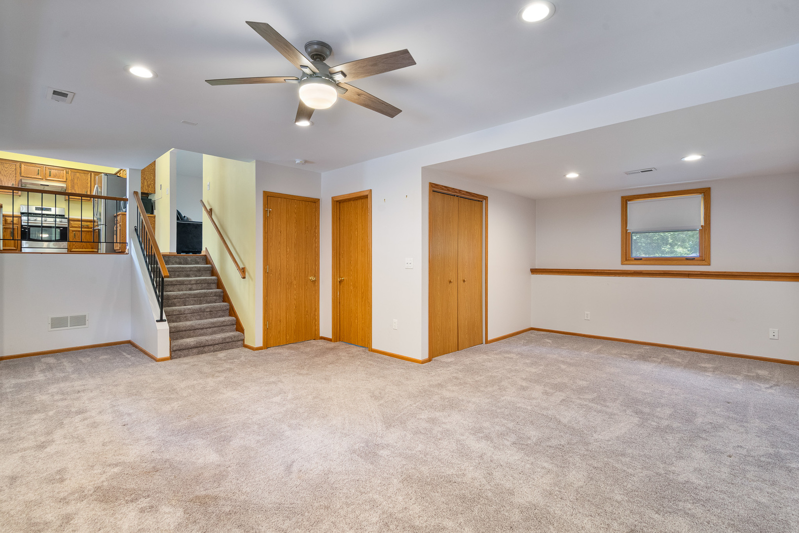 371 Whiteside Drive, Joliet, IL 60435