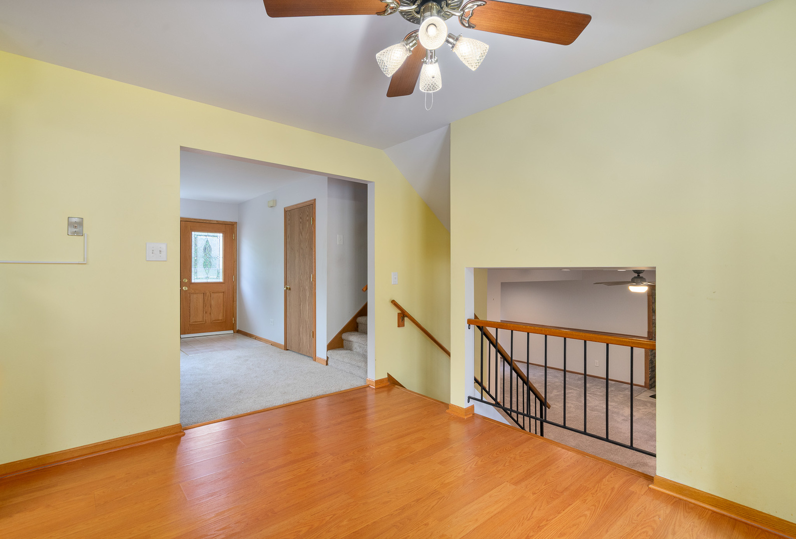 371 Whiteside Drive, Joliet, IL 60435