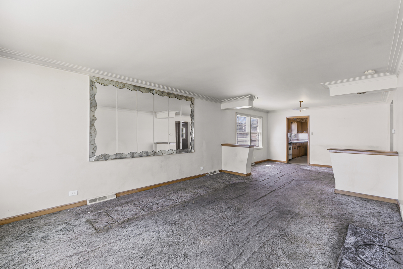 9826 S Harding Avenue, Evergreen Park, IL 60805