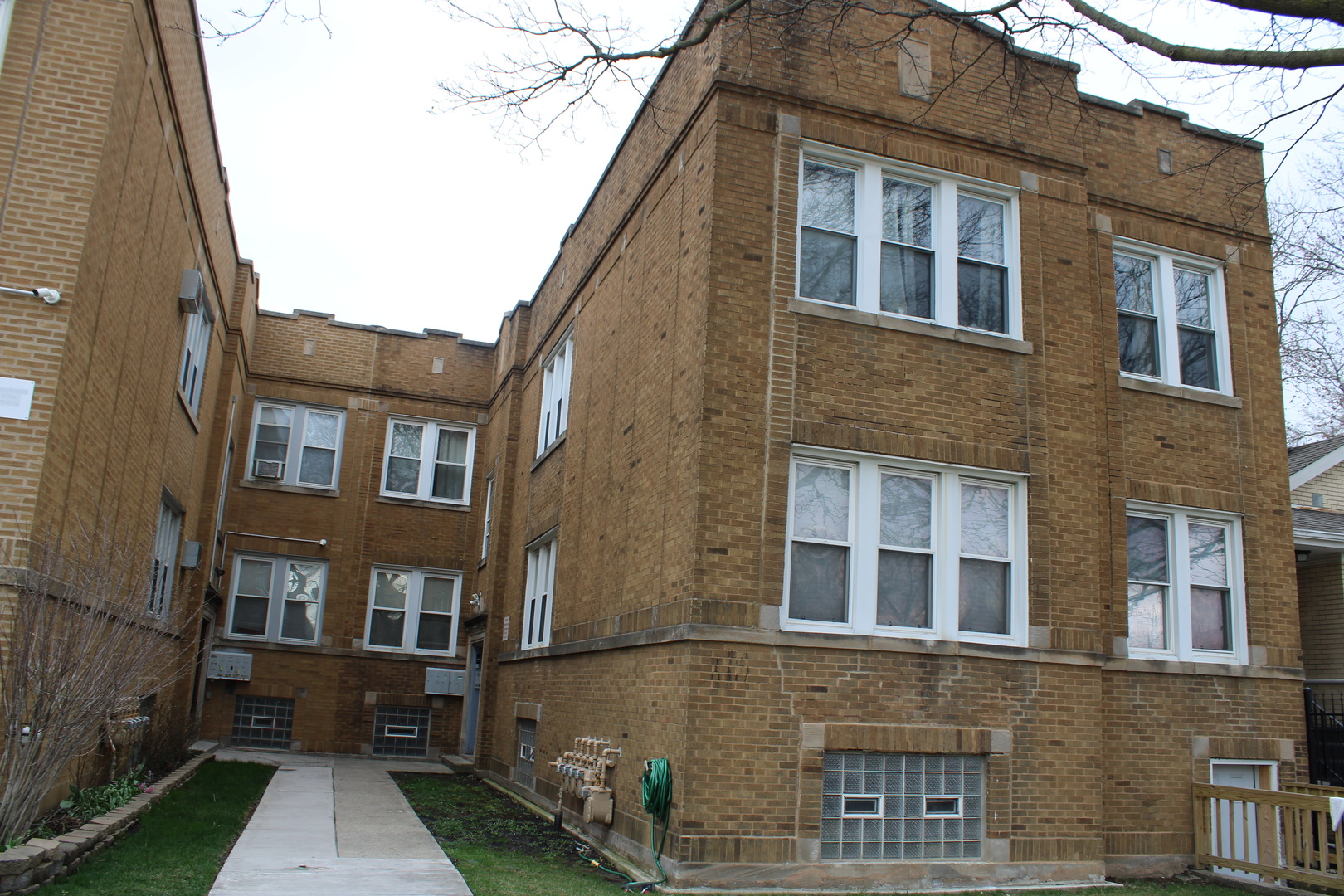 7255 S Washtenaw Street #1F, Chicago, IL 60629
