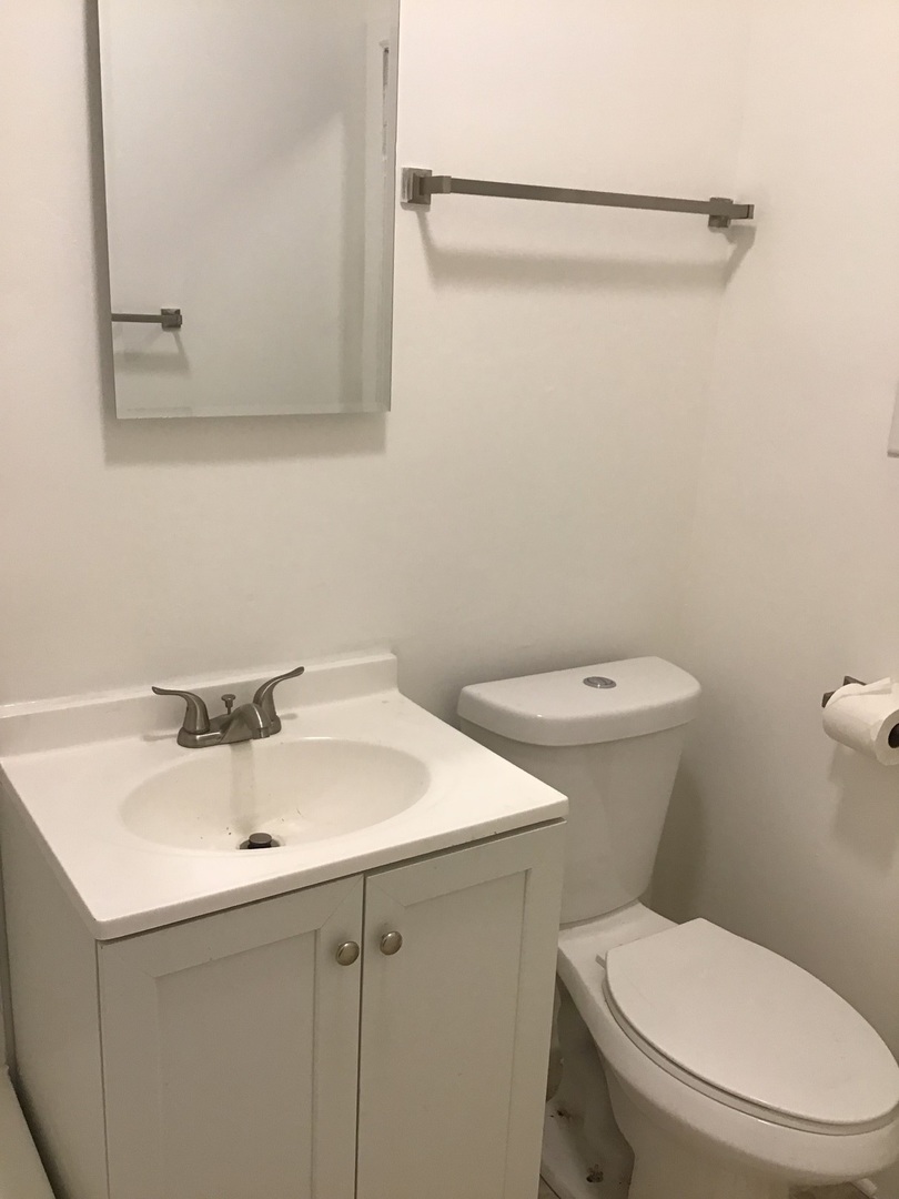 7255 S Washtenaw Street #1F, Chicago, IL 60629