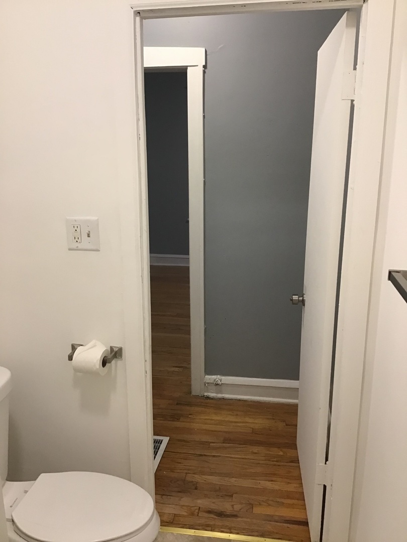 7255 S Washtenaw Street #1F, Chicago, IL 60629